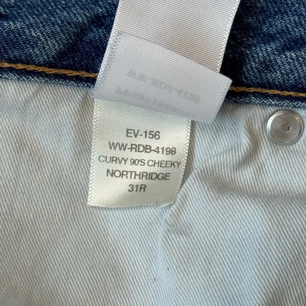 EVERLANE BLUE BOYFRIEND JEANS – SIZE 31R